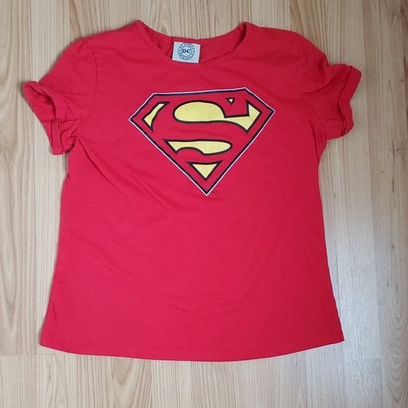 Girl's Superman T Shirt - Picture 1 of 5